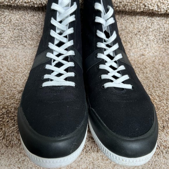 HUNTER Men\'s Black Canvas Sneakers . main image 15